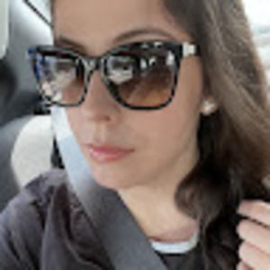 Meet your Posher, Caroline